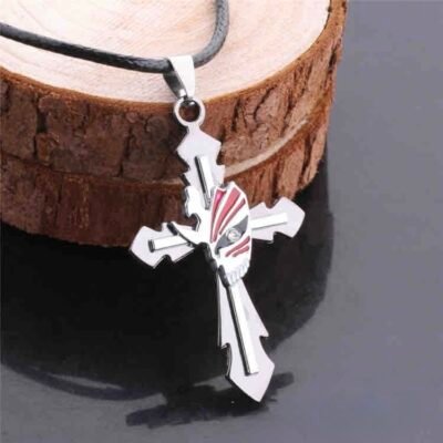Half hollow cross necklace